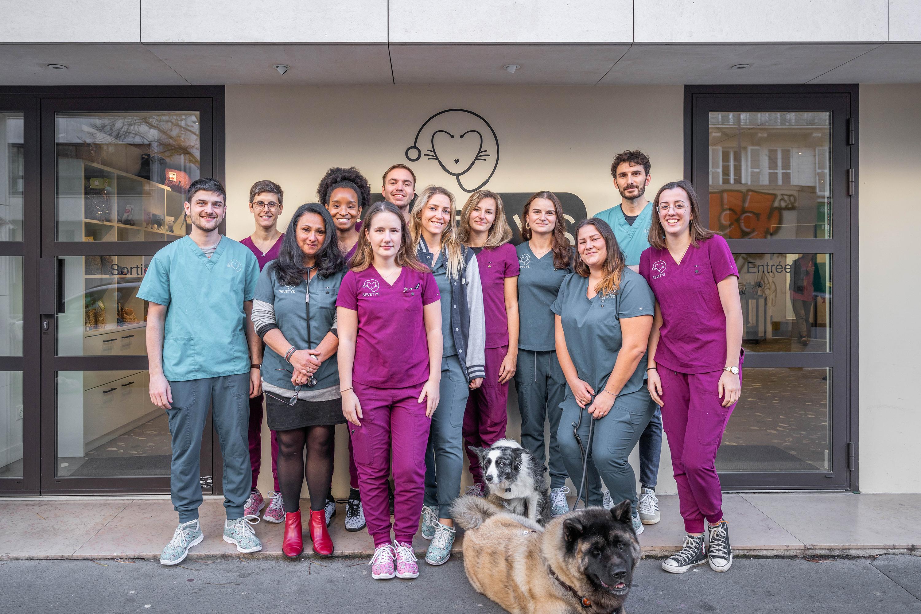 Photo Clinique vétérinaire Crozatier - Référés, Urgences & Gardes 24h/24 - Paris - 2
