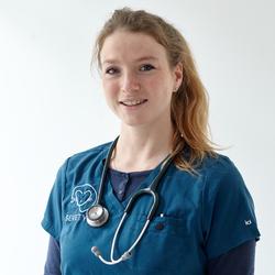 Docteur vétérinaire Laure LUSTMAN